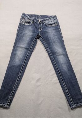 Vigoss Women's Skinny Jeans in Medium Blue Wash